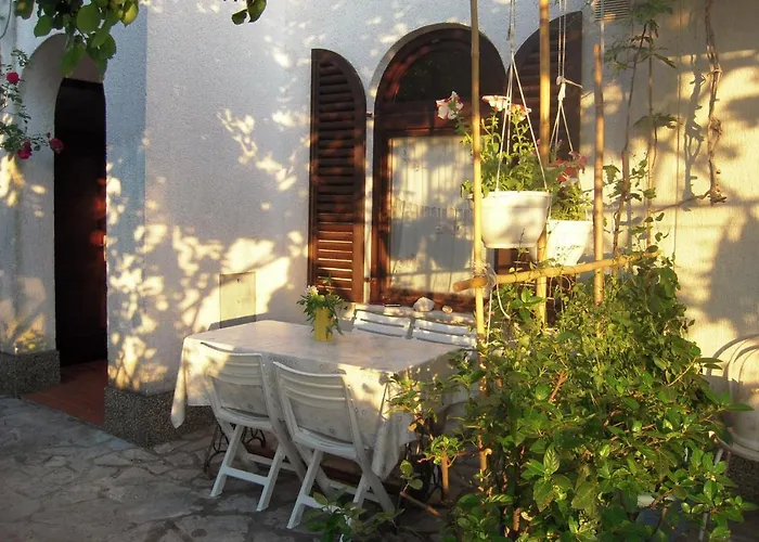 Appartamento With A Parking Space Malinska