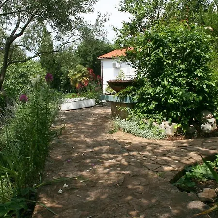 Apartament With A Parking Space Malinska